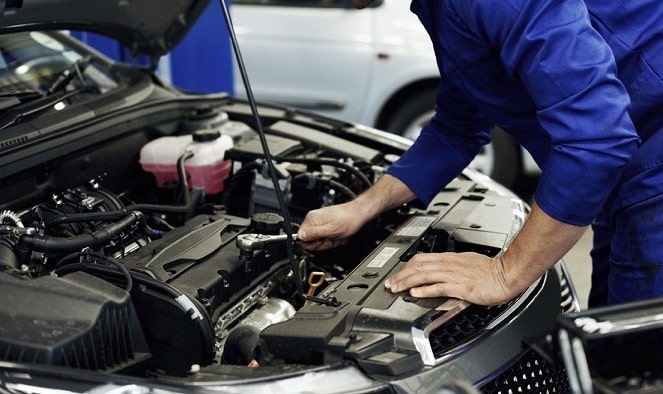 Зачем и почему необходимо обращаться именно в фирменный сервис?